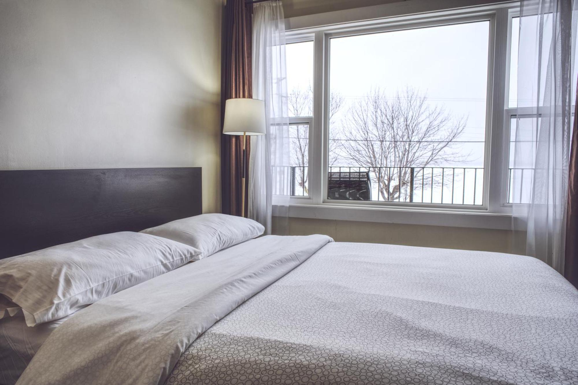 Lakeside Inn Orillia Esterno foto