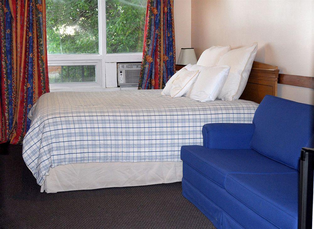 Lakeside Inn Orillia Esterno foto